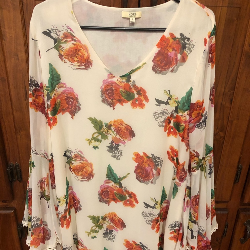 Women’s Kori Flirty Top-Small